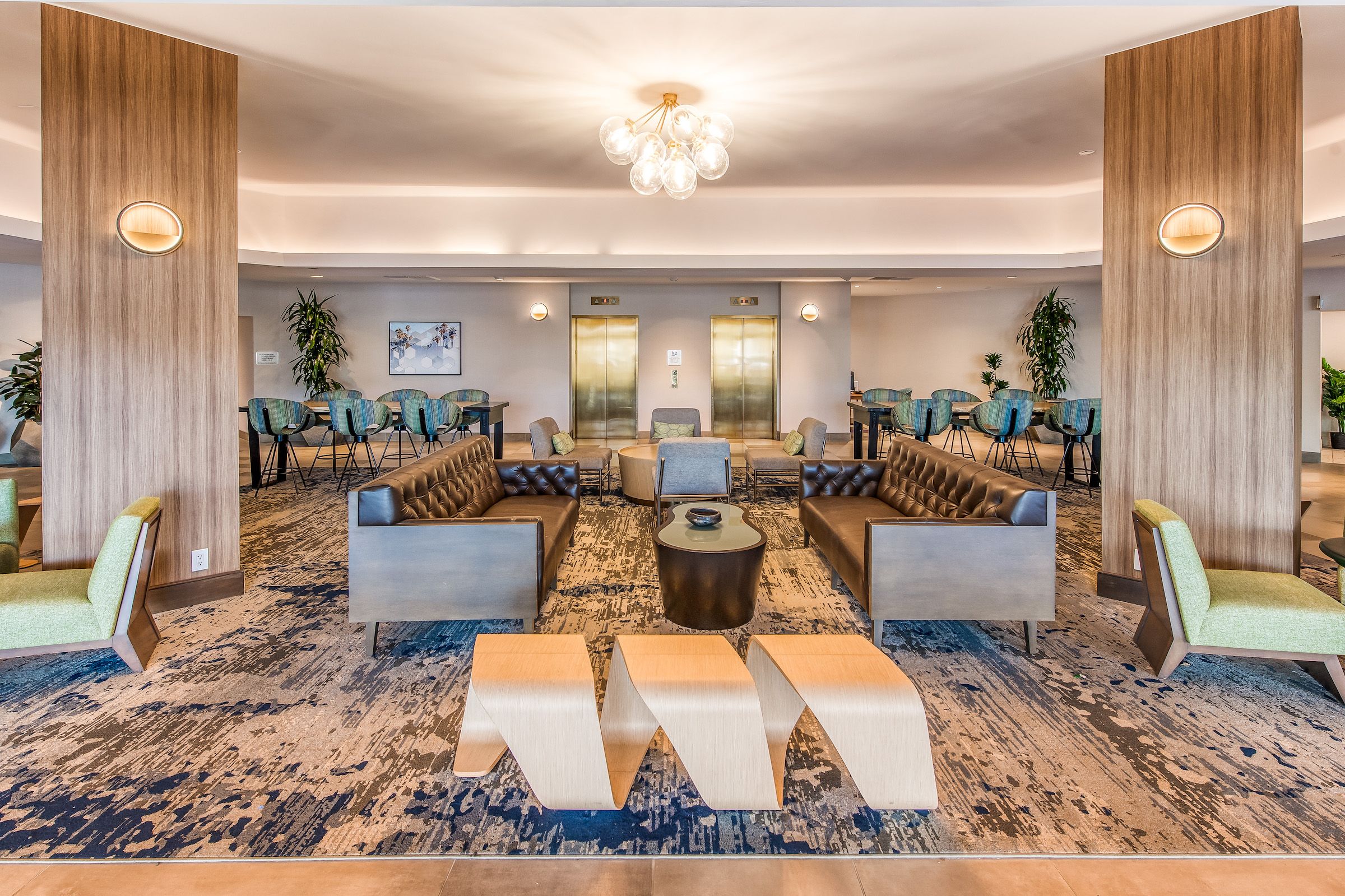 DoubleTree by Hilton Carson Shines With All-New Property Renovations - New Lobby Area Photo